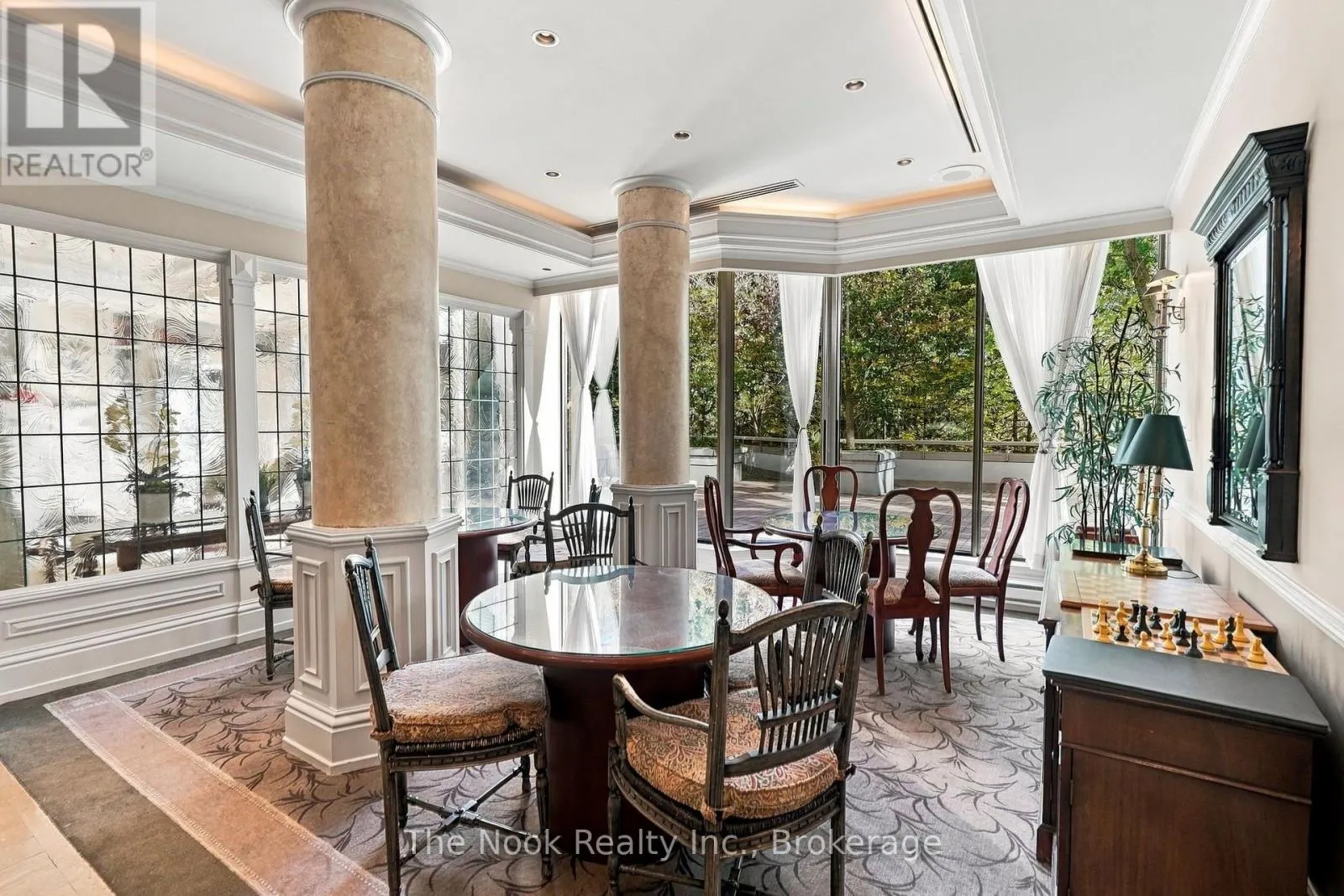 213 - 1 RIPLEY AVENUE #213