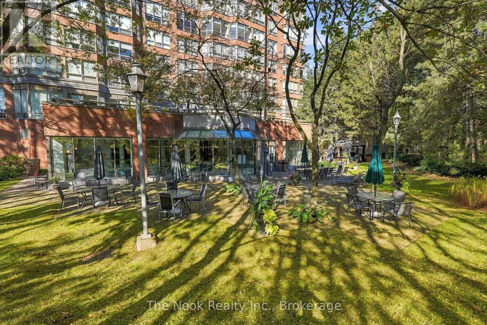 213 - 1 RIPLEY AVENUE #213