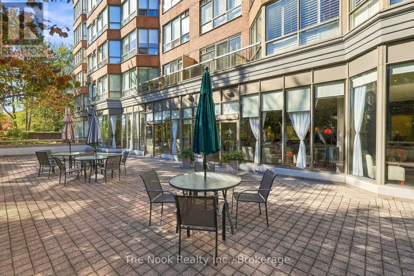 213 - 1 RIPLEY AVENUE #213