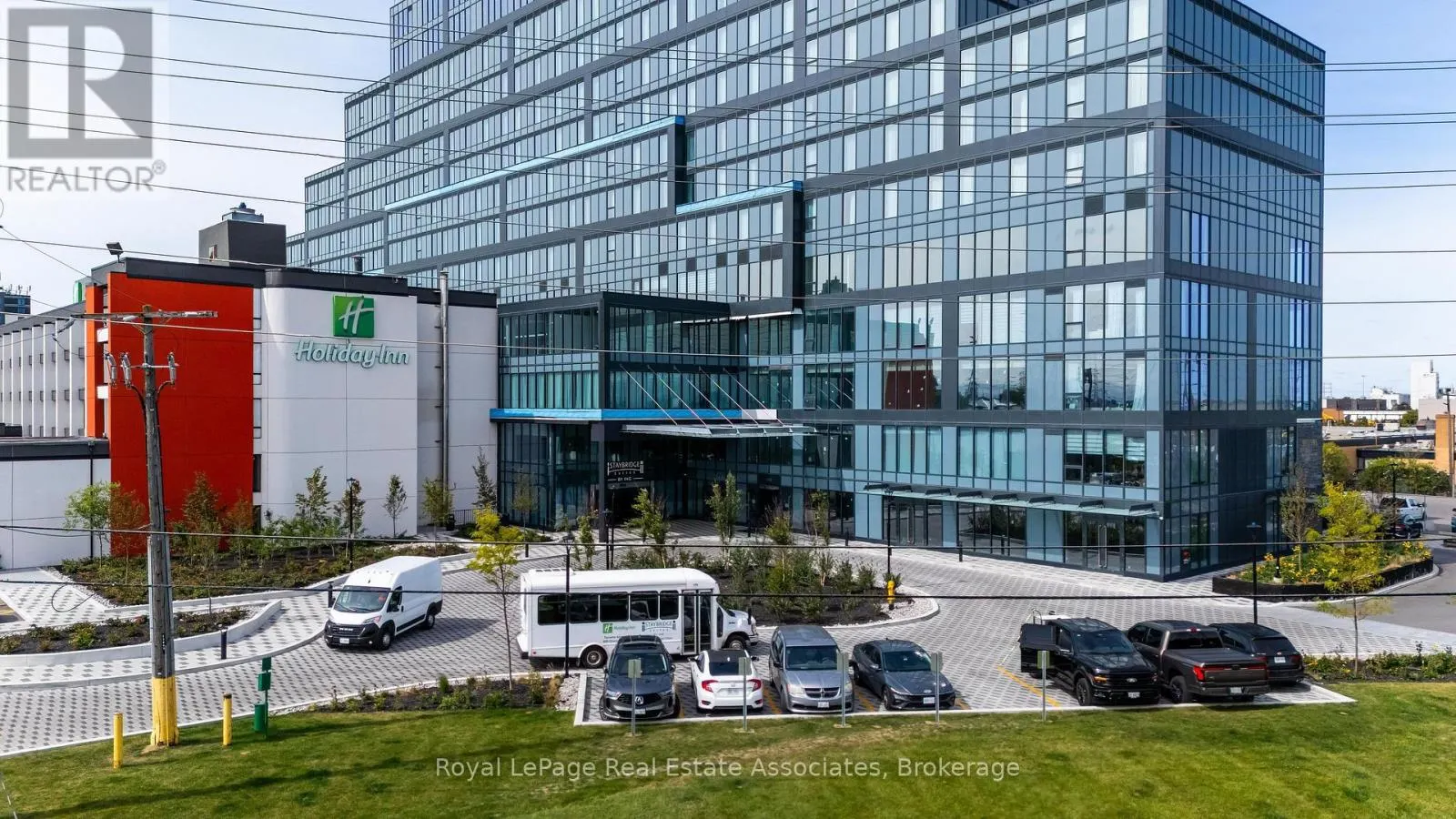 310 - 996 MARTIN GROVE ROAD