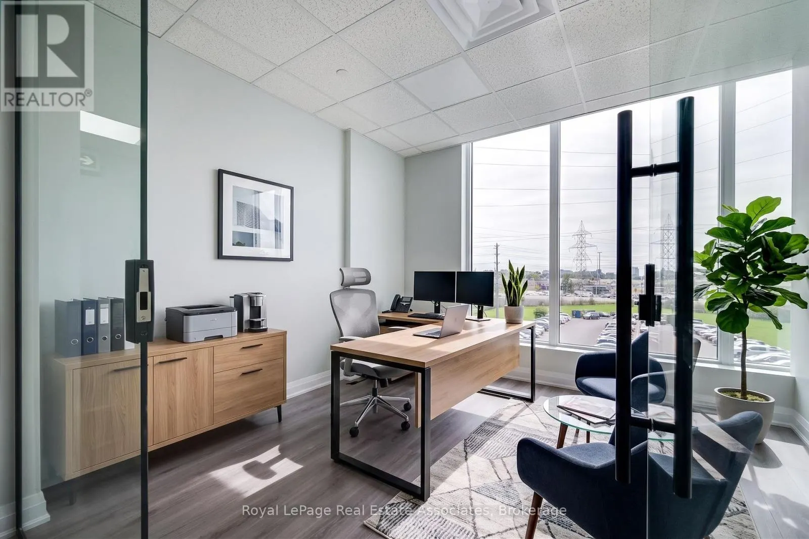 310 - 996 MARTIN GROVE ROAD