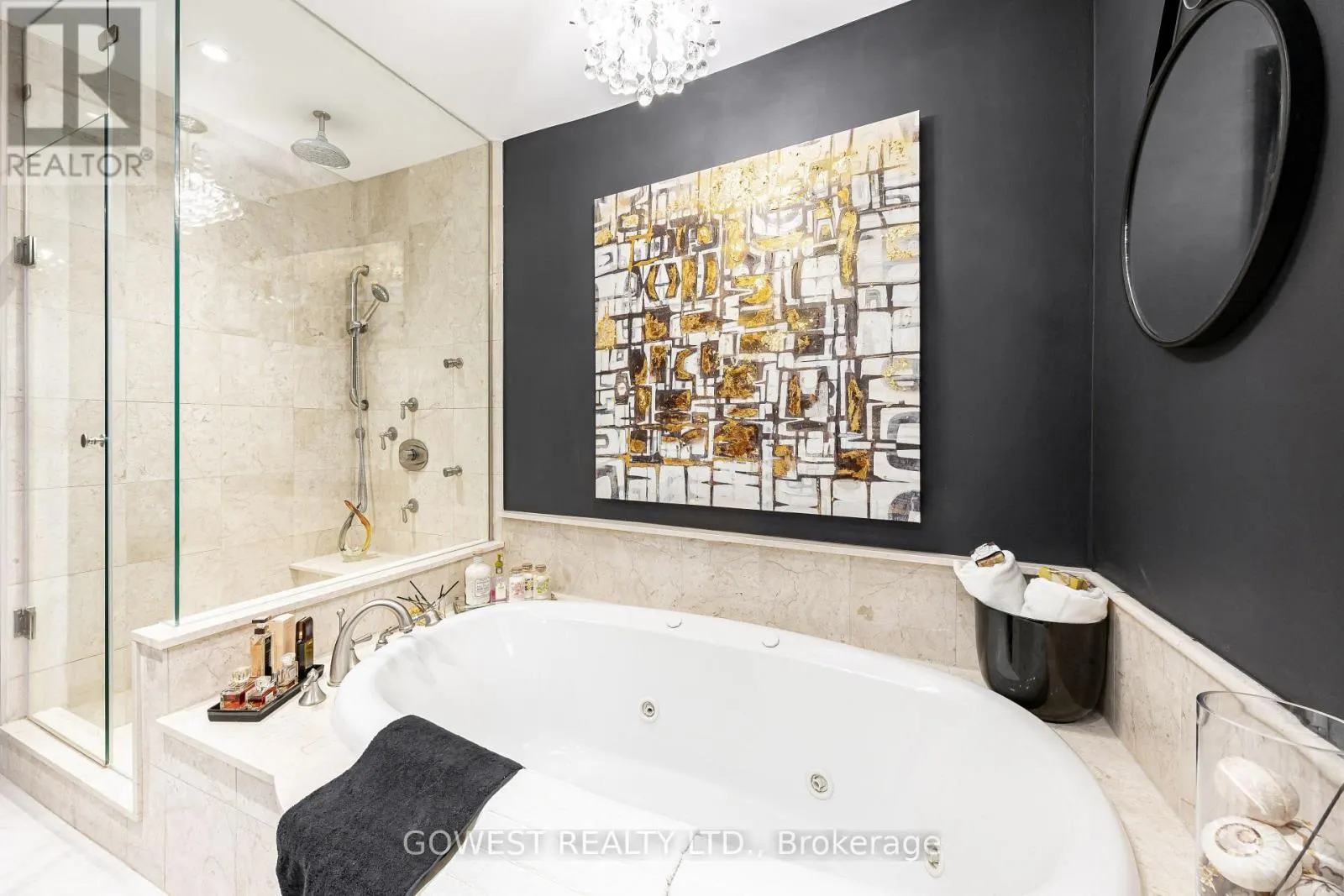 318 - 2095 LAKE SHORE BOULEVARD W