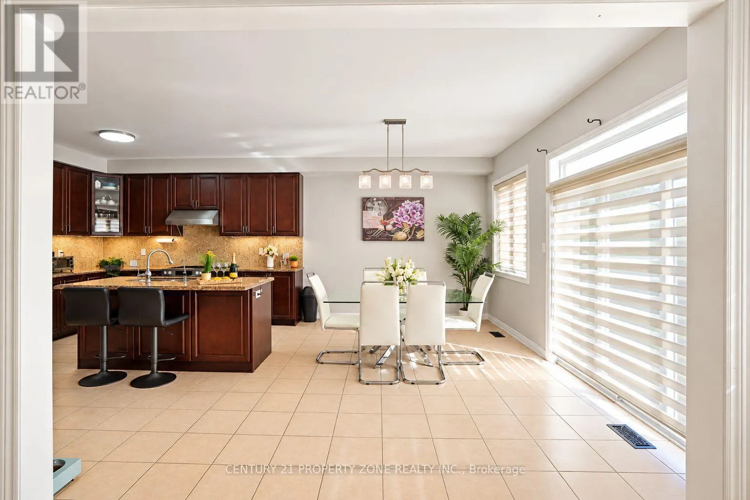 27 SLIPROCK CRESCENT