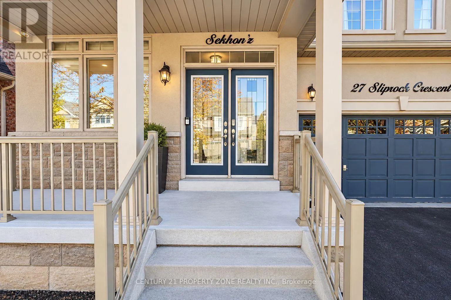 27 SLIPROCK CRESCENT