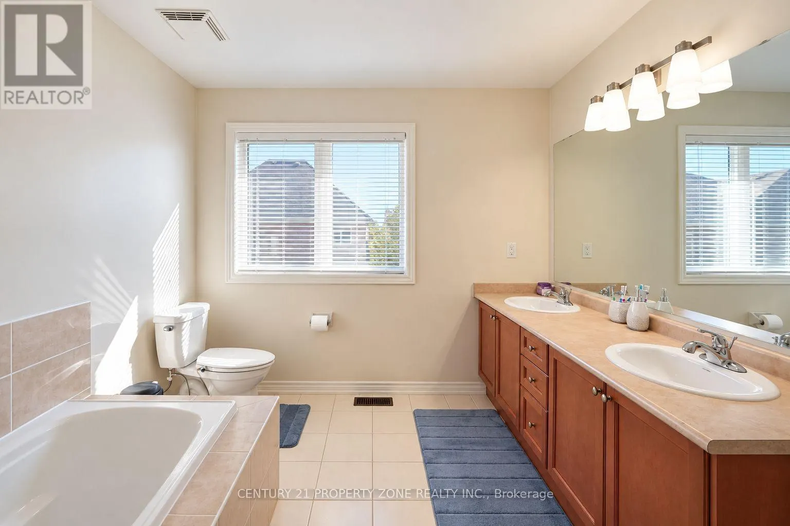 27 SLIPROCK CRESCENT