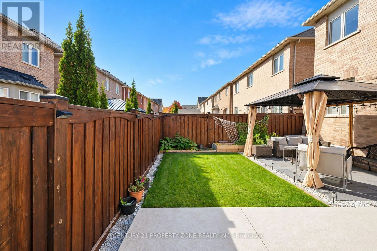 27 SLIPROCK CRESCENT