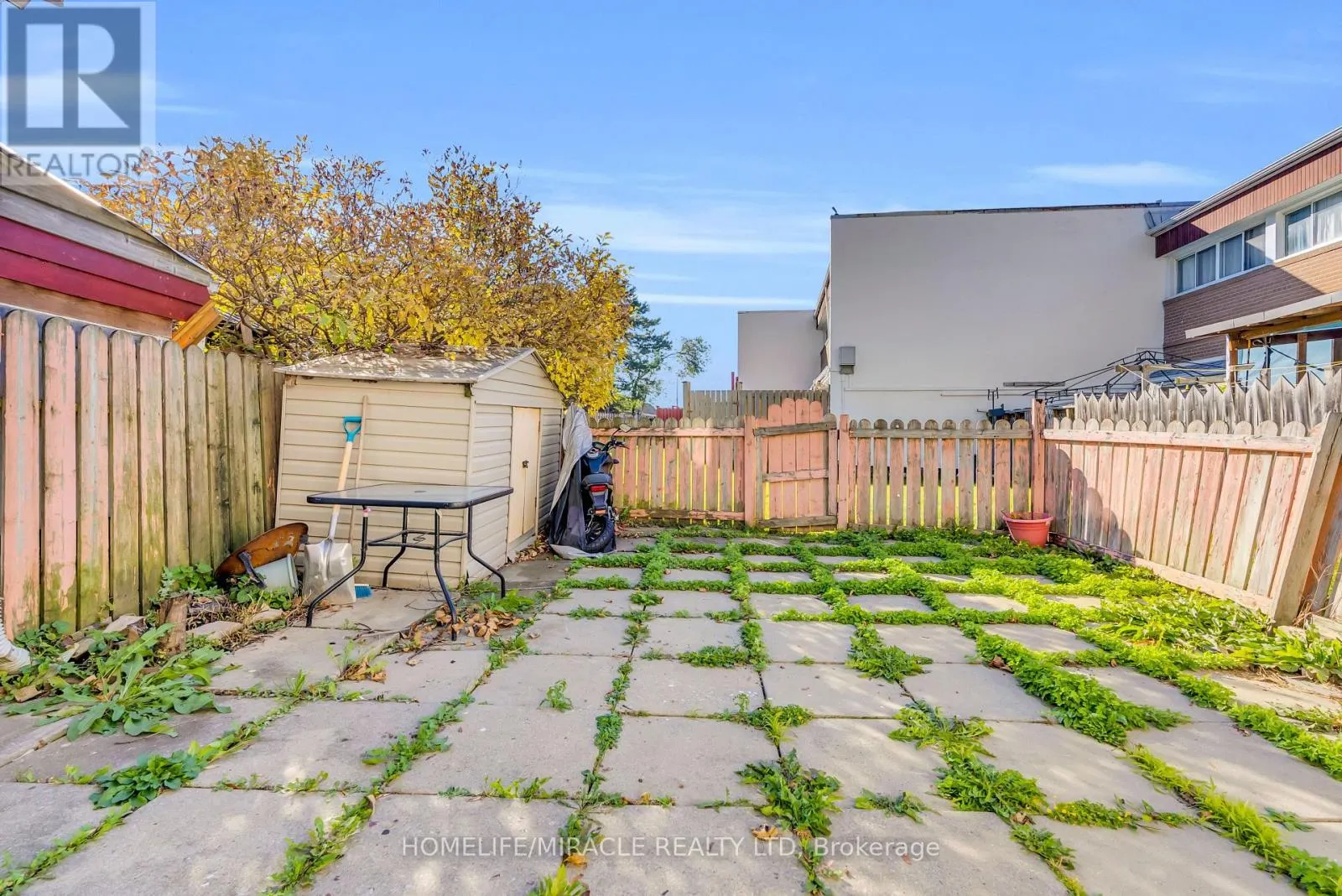 93 - 2901 JANE STREET