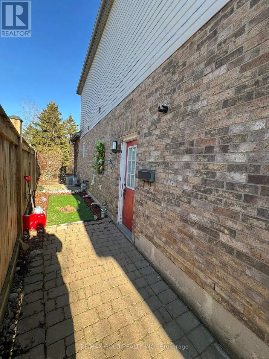 199 SUNFOREST DRIVE