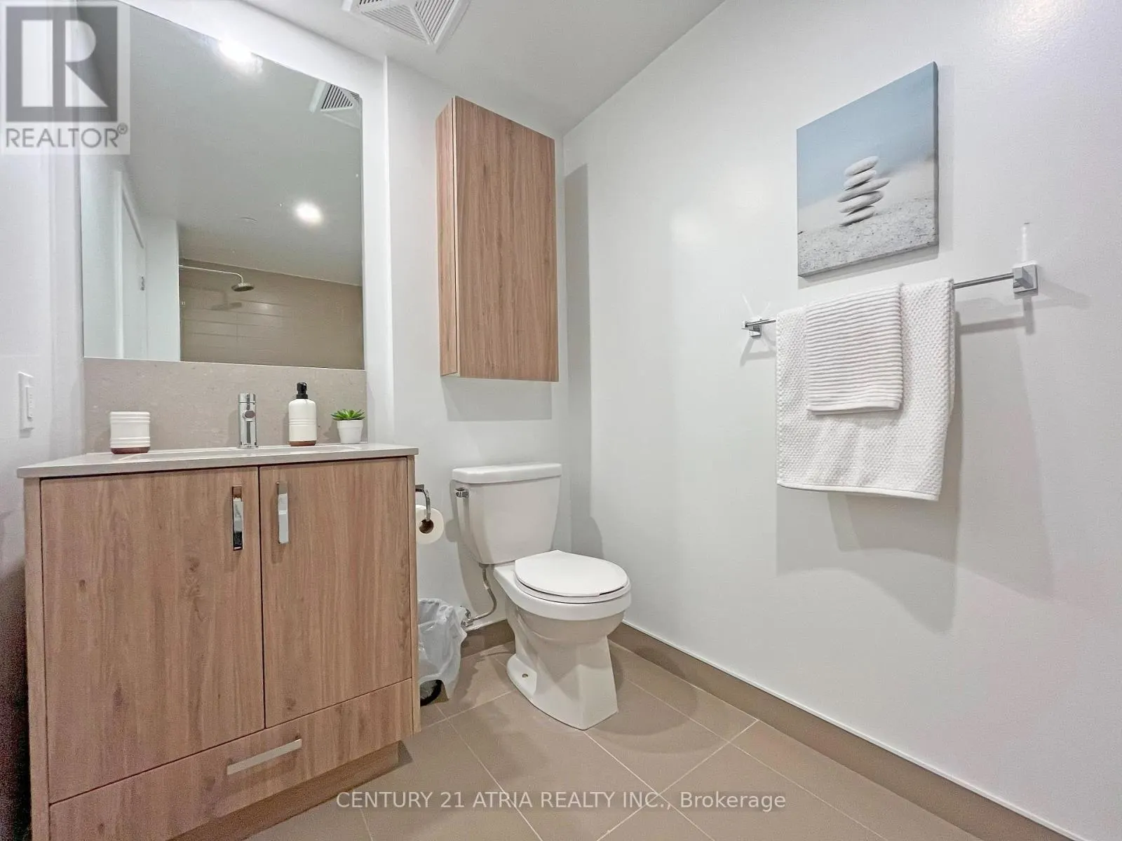 527 - 1787 ST.CLAIR AVENUE W