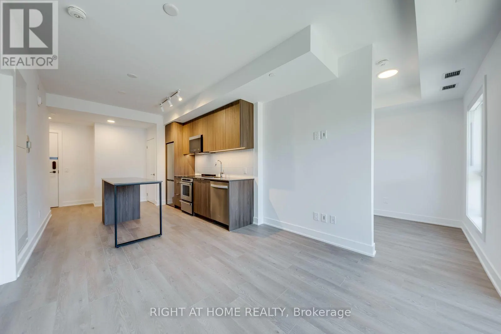 3008 WILLIAM CUTMORE BOULEVARD