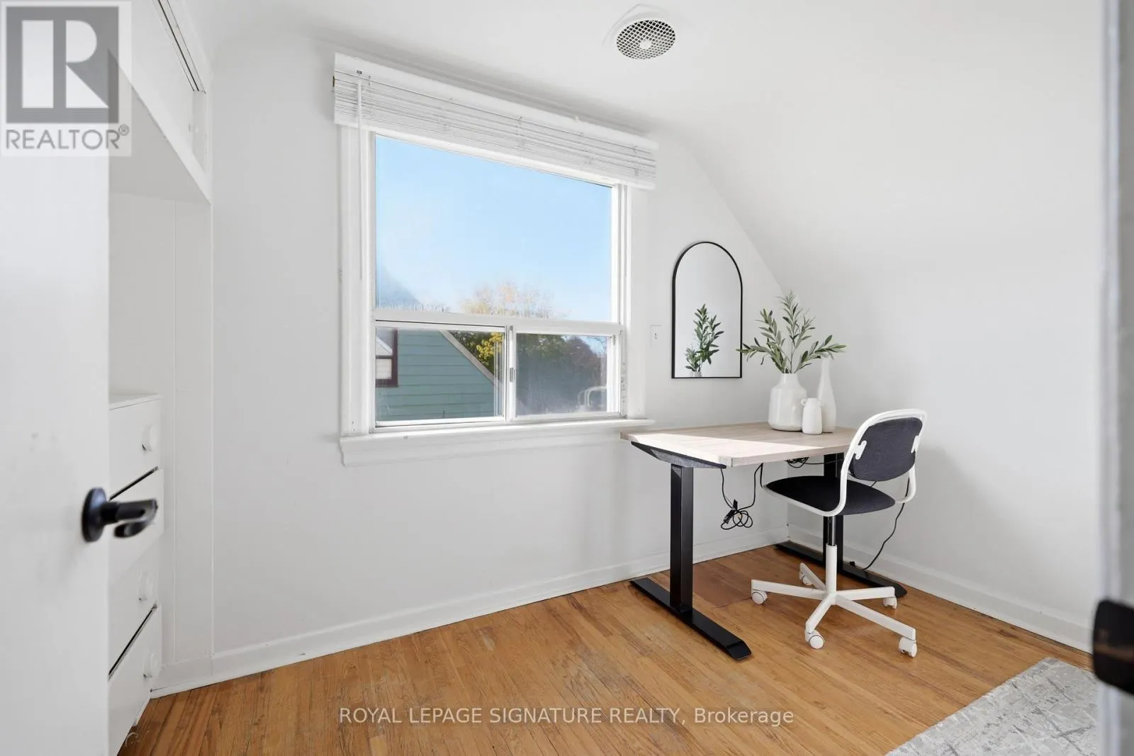 109 GLEN LONG AVENUE