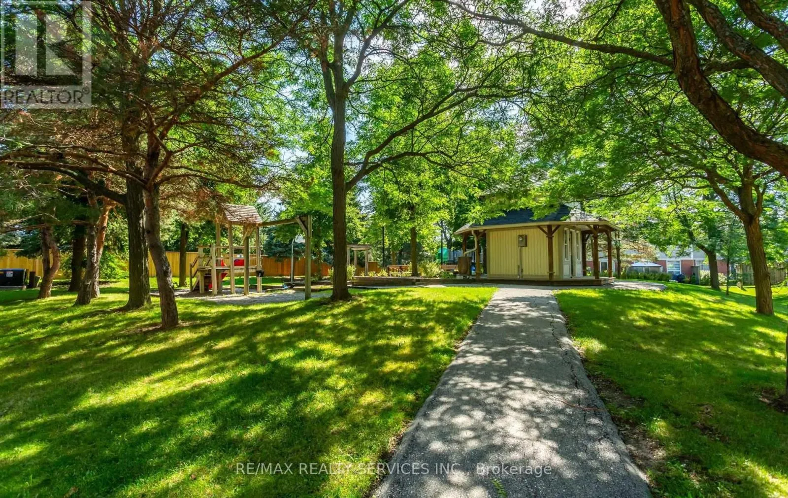 40 - 5659 GLEN ERIN DRIVE