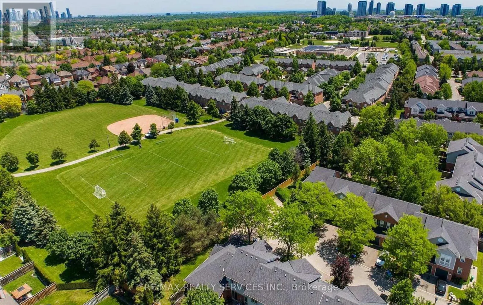 40 - 5659 GLEN ERIN DRIVE
