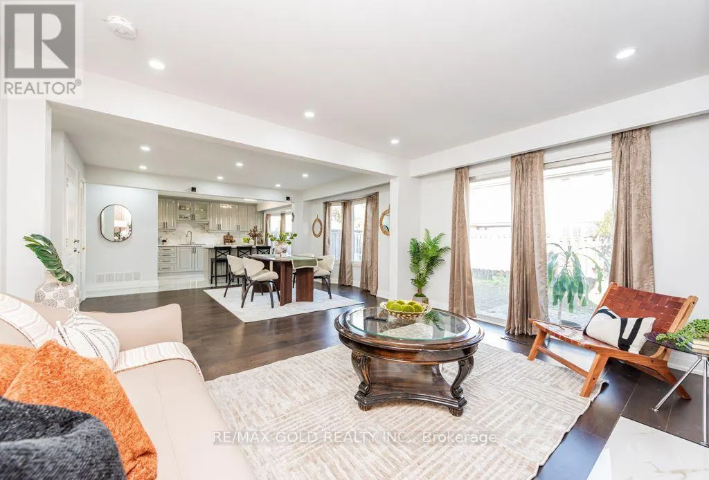 47 MIKADO CRESCENT