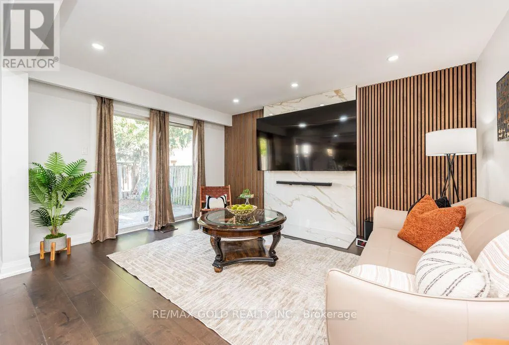 47 MIKADO CRESCENT