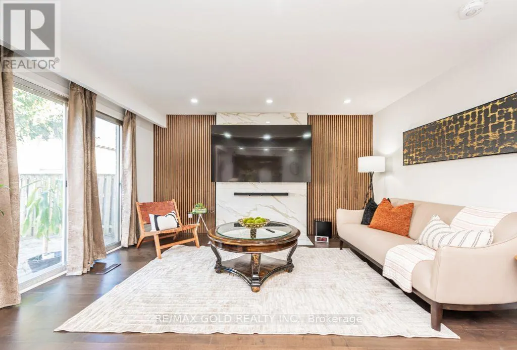 47 MIKADO CRESCENT
