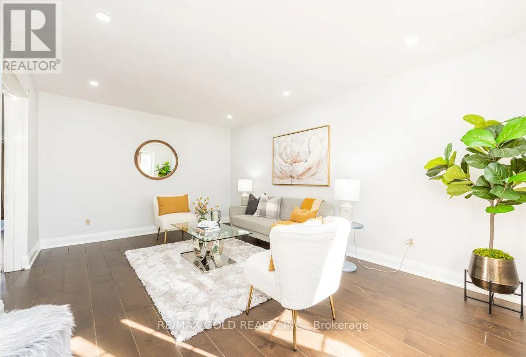 47 MIKADO CRESCENT