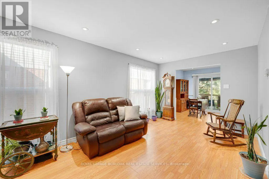 609 ROSEHEATH DRIVE
