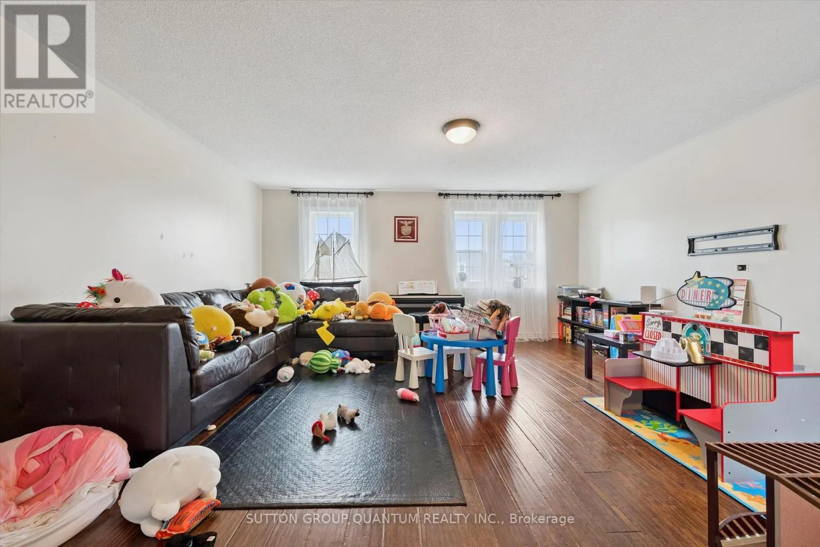 2254 NORFOLK DRIVE