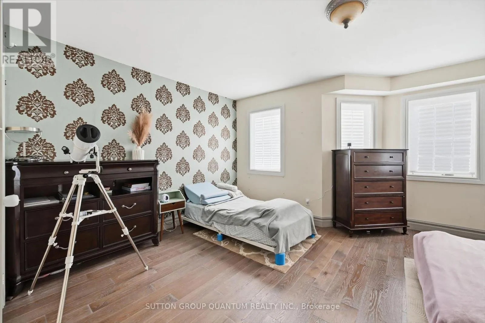 2254 NORFOLK DRIVE