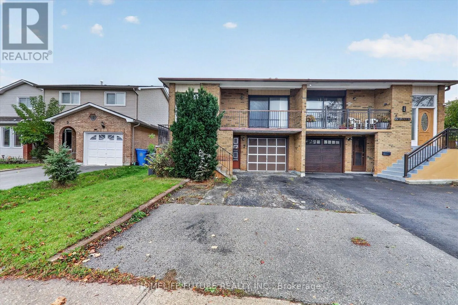 7 WINTERFOLD DRIVE
