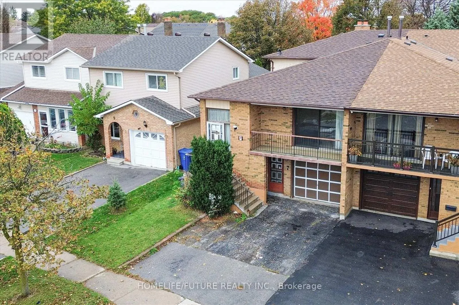 7 WINTERFOLD DRIVE