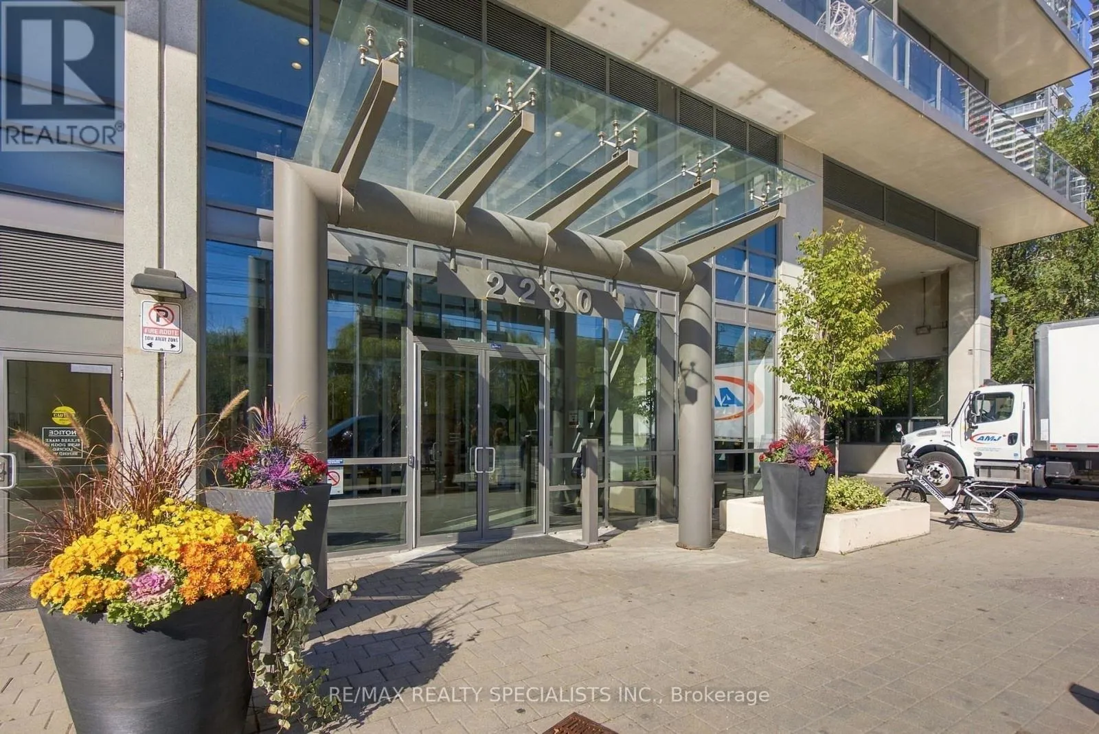 308 - 2230 LAKE SHORE BOULEVARD W