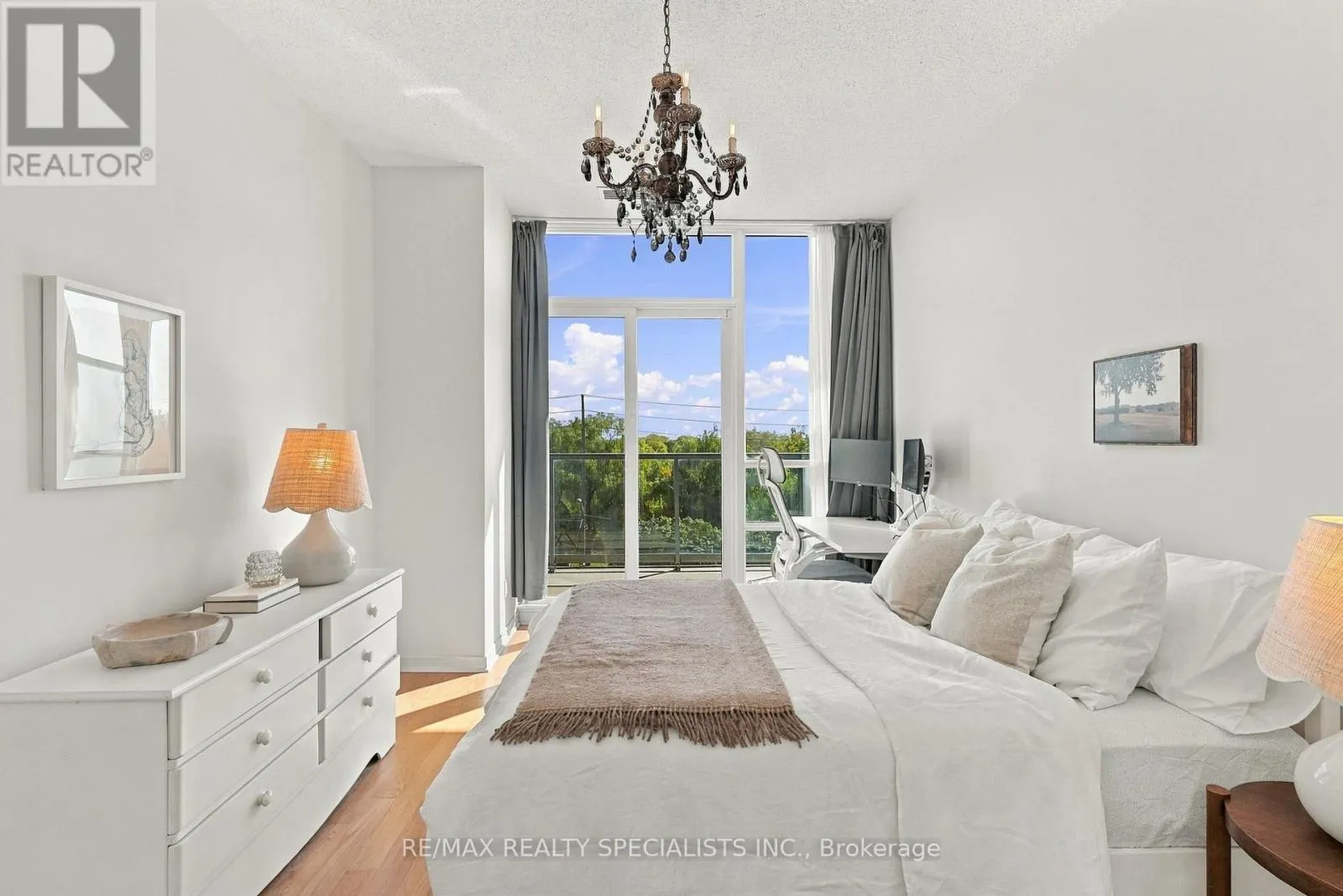 308 - 2230 LAKE SHORE BOULEVARD W