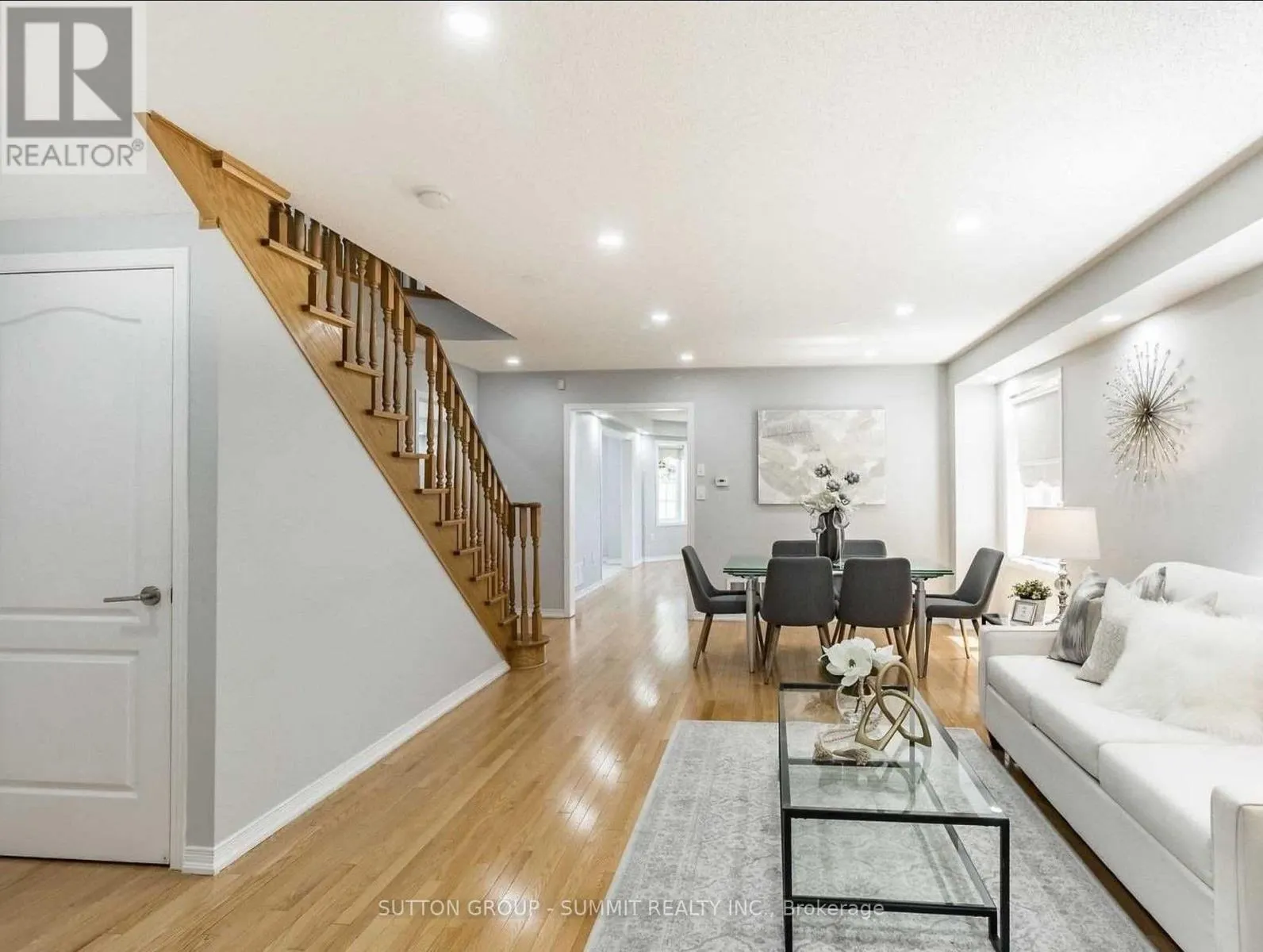 17 RIVER HEIGHTS DRIVE