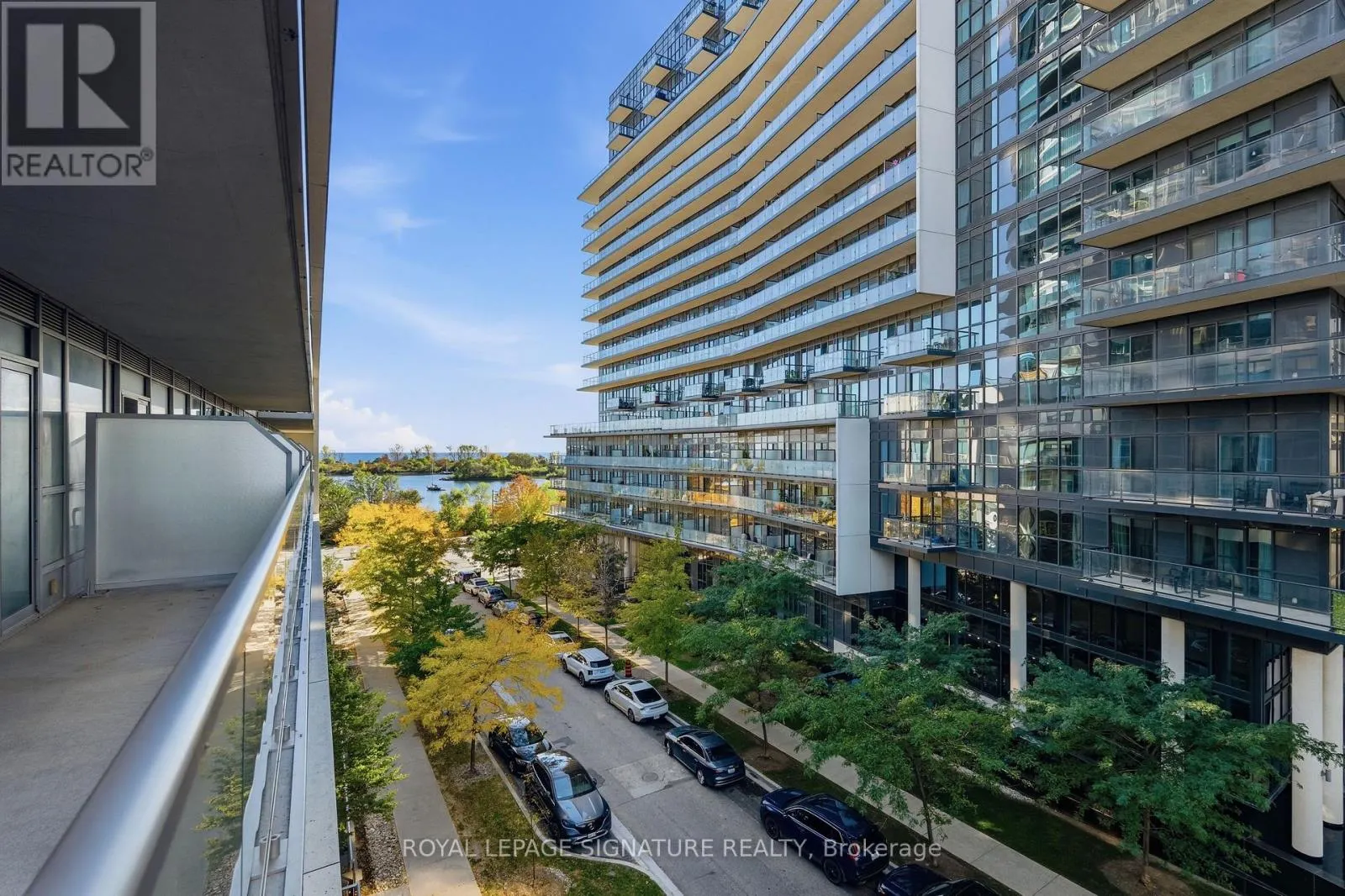 330 - 80 MARINE PARADE DRIVE
