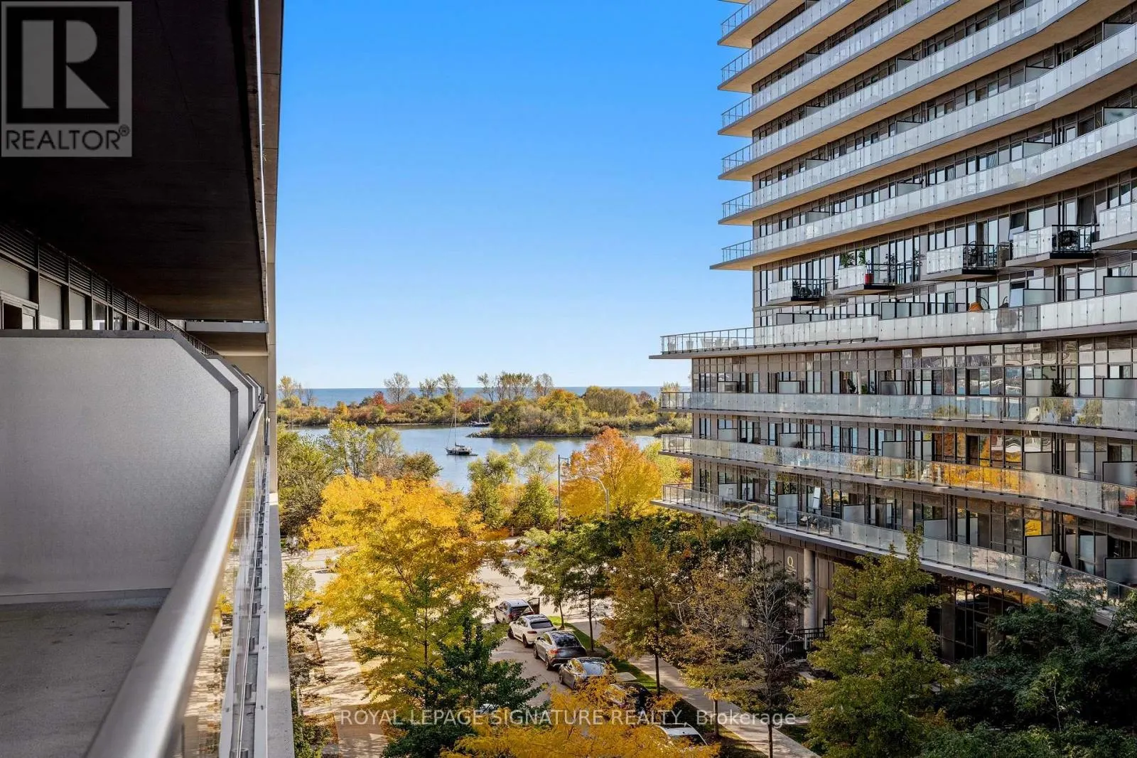 330 - 80 MARINE PARADE DRIVE