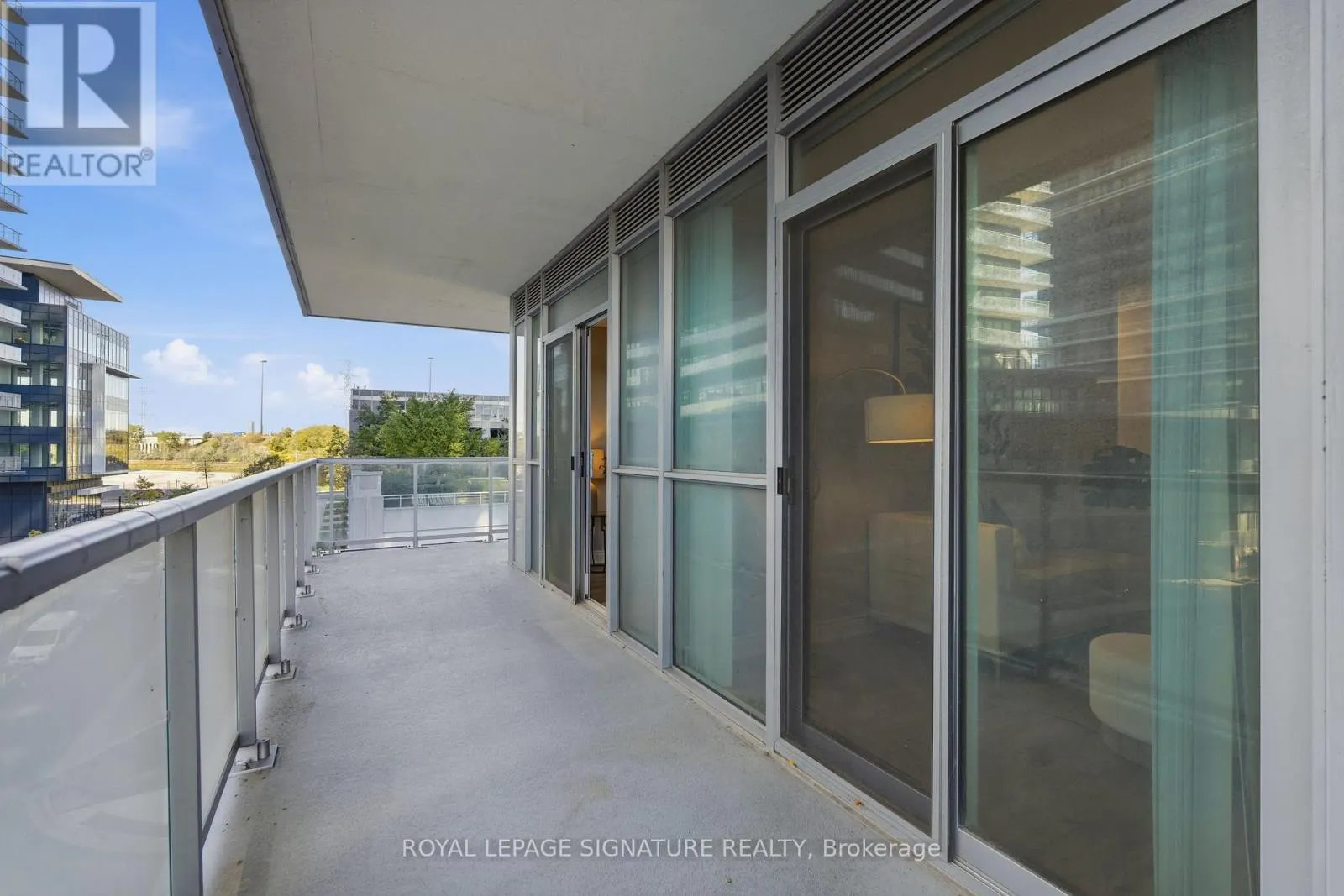 330 - 80 MARINE PARADE DRIVE
