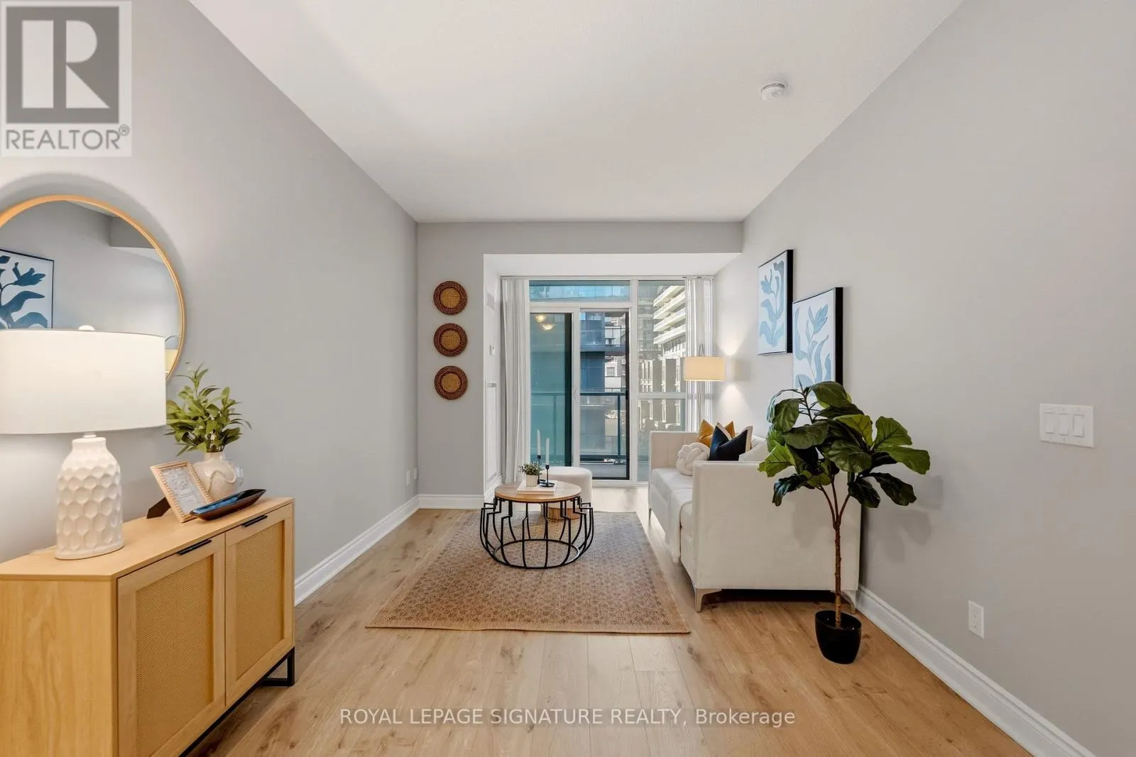330 - 80 MARINE PARADE DRIVE