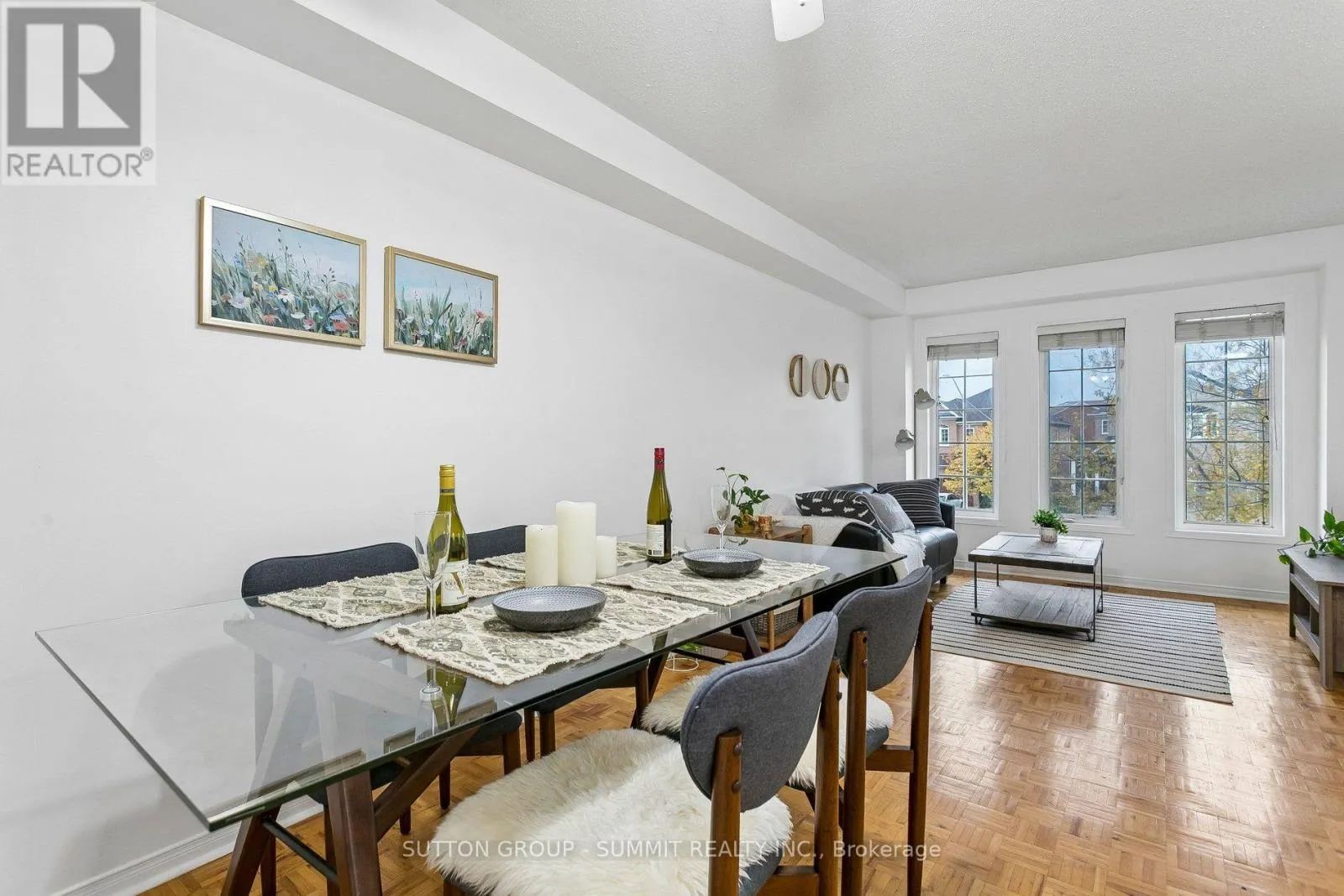167 TRUDEAU AVENUE E