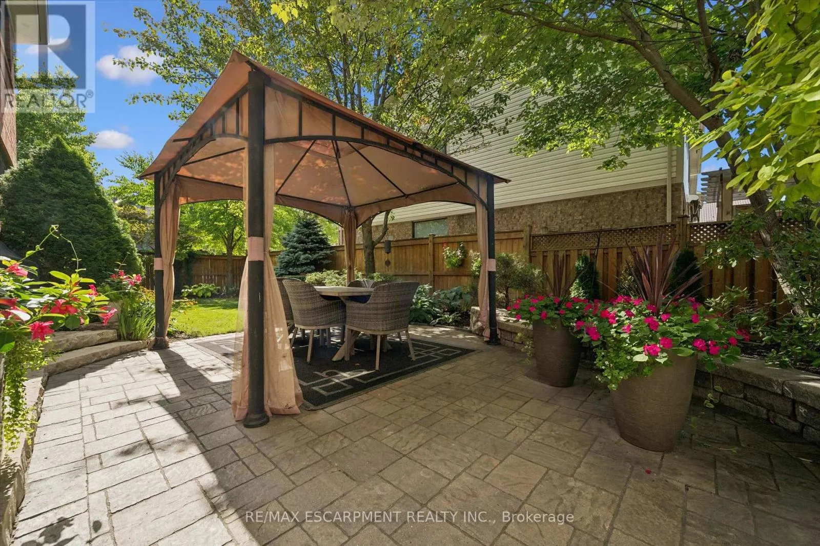 1367 MCGUFFIN GATE