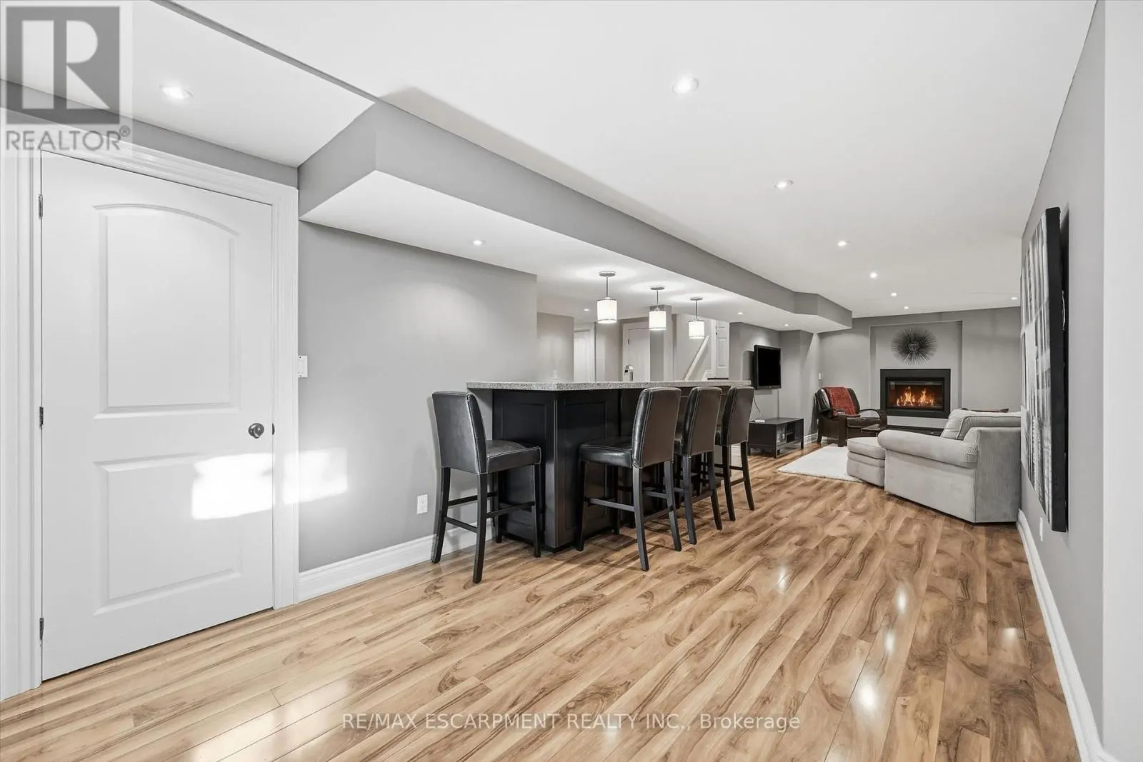 1367 MCGUFFIN GATE