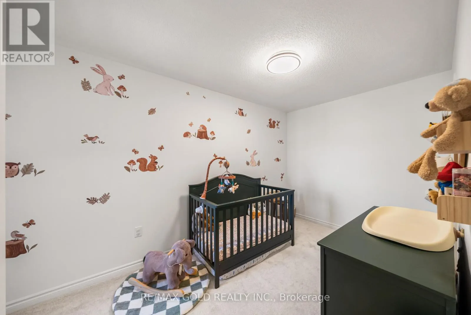 41 KEPPEL CIRCLE