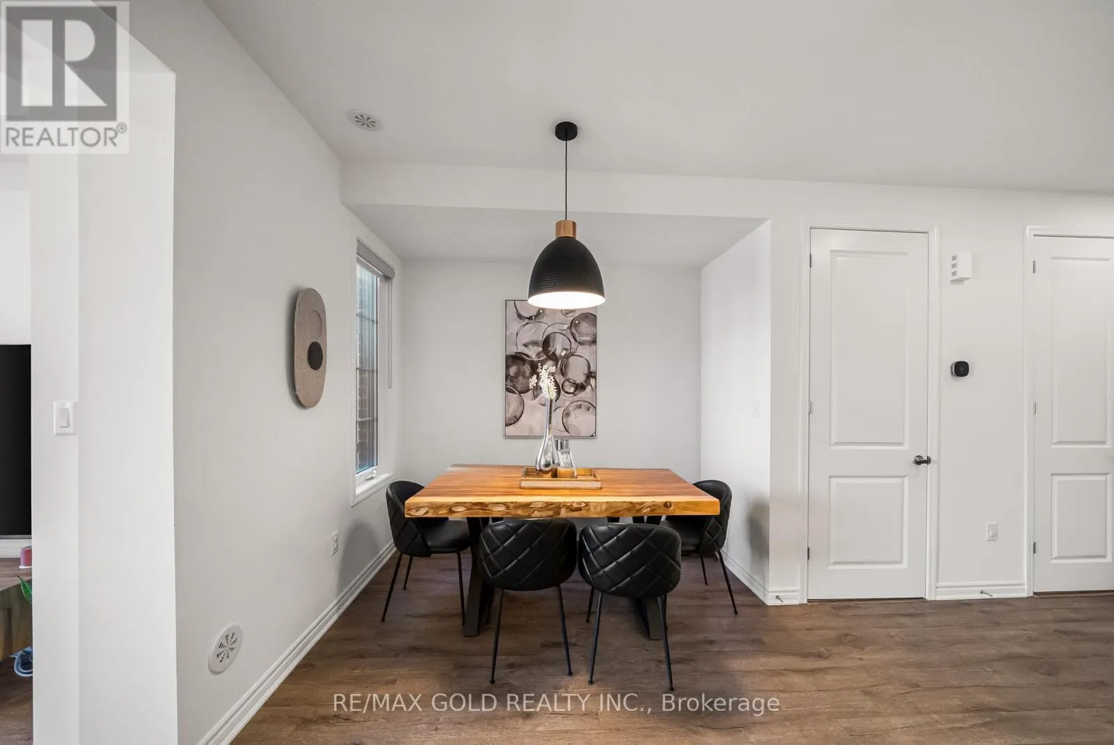 41 KEPPEL CIRCLE