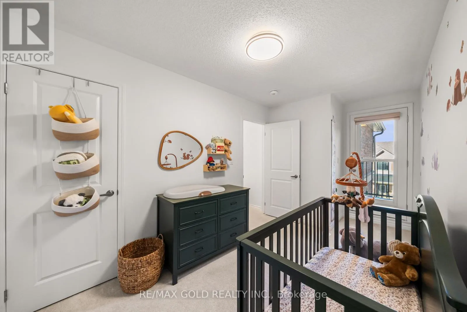 41 KEPPEL CIRCLE