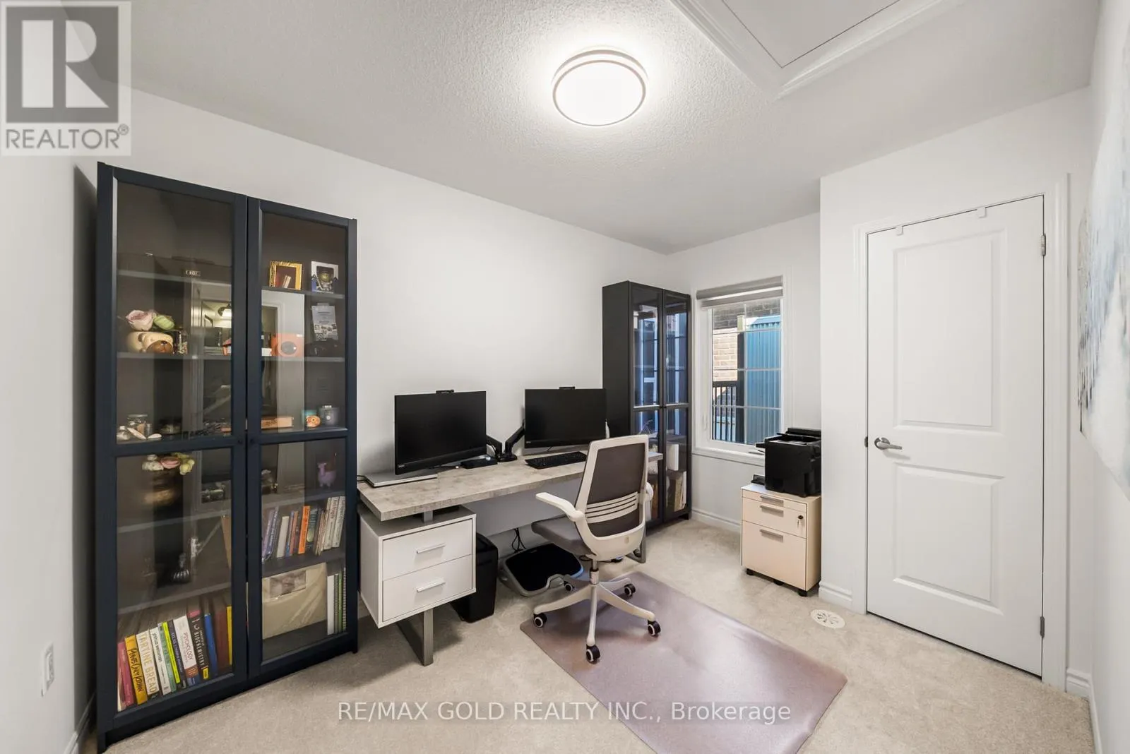 41 KEPPEL CIRCLE