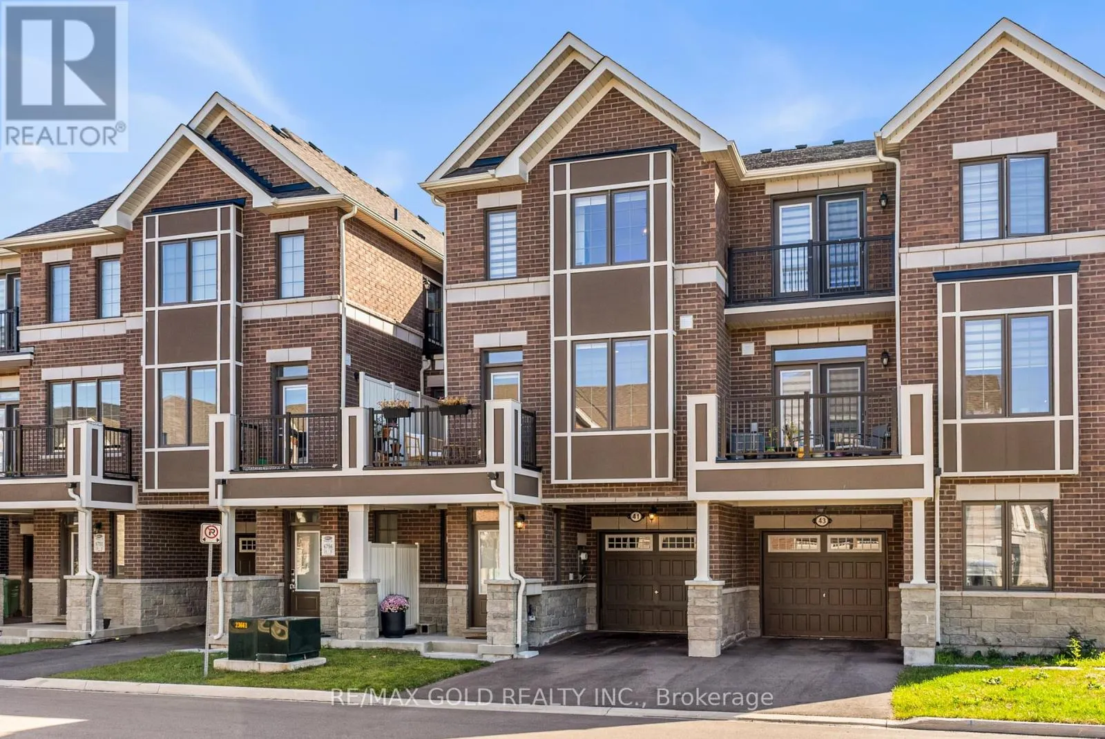 41 KEPPEL CIRCLE