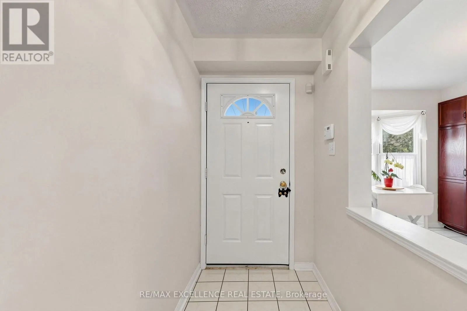 72 DESERT SAND DRIVE