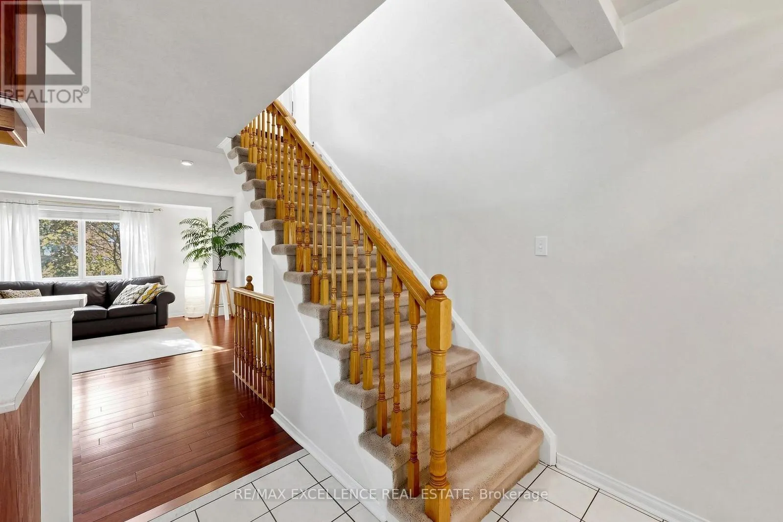72 DESERT SAND DRIVE