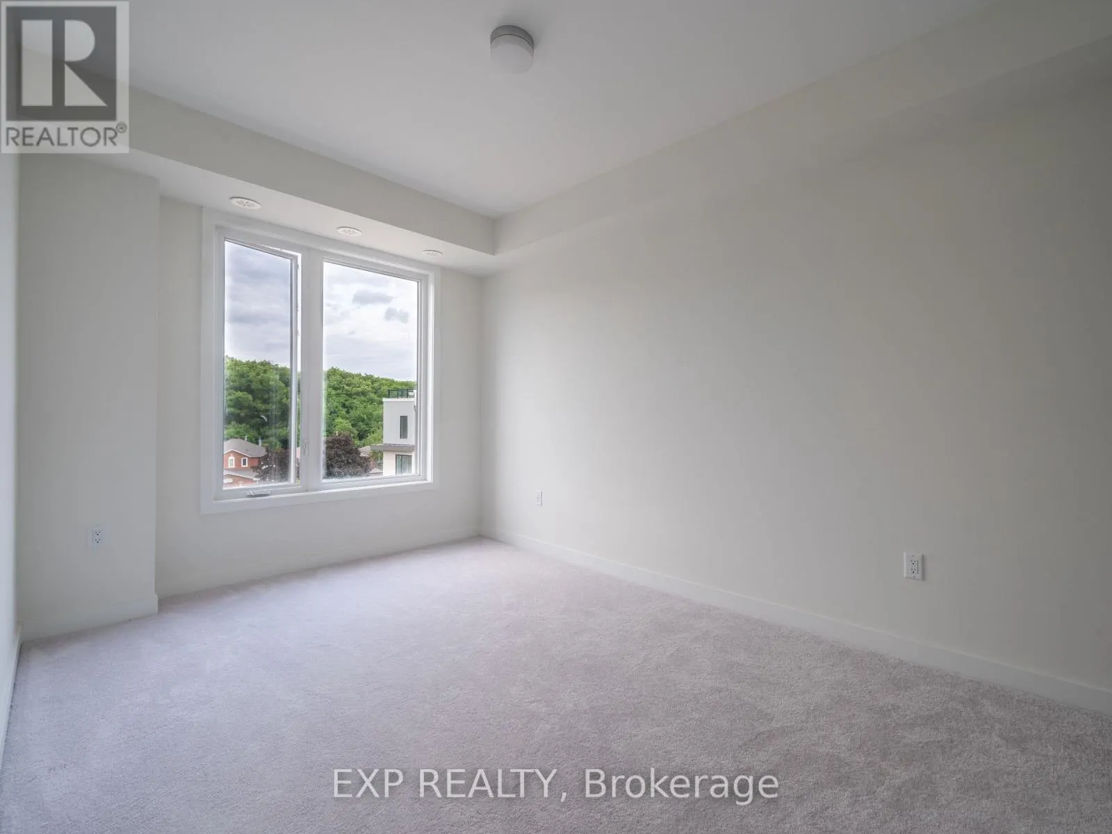 19 - 3566 COLONIAL DRIVE