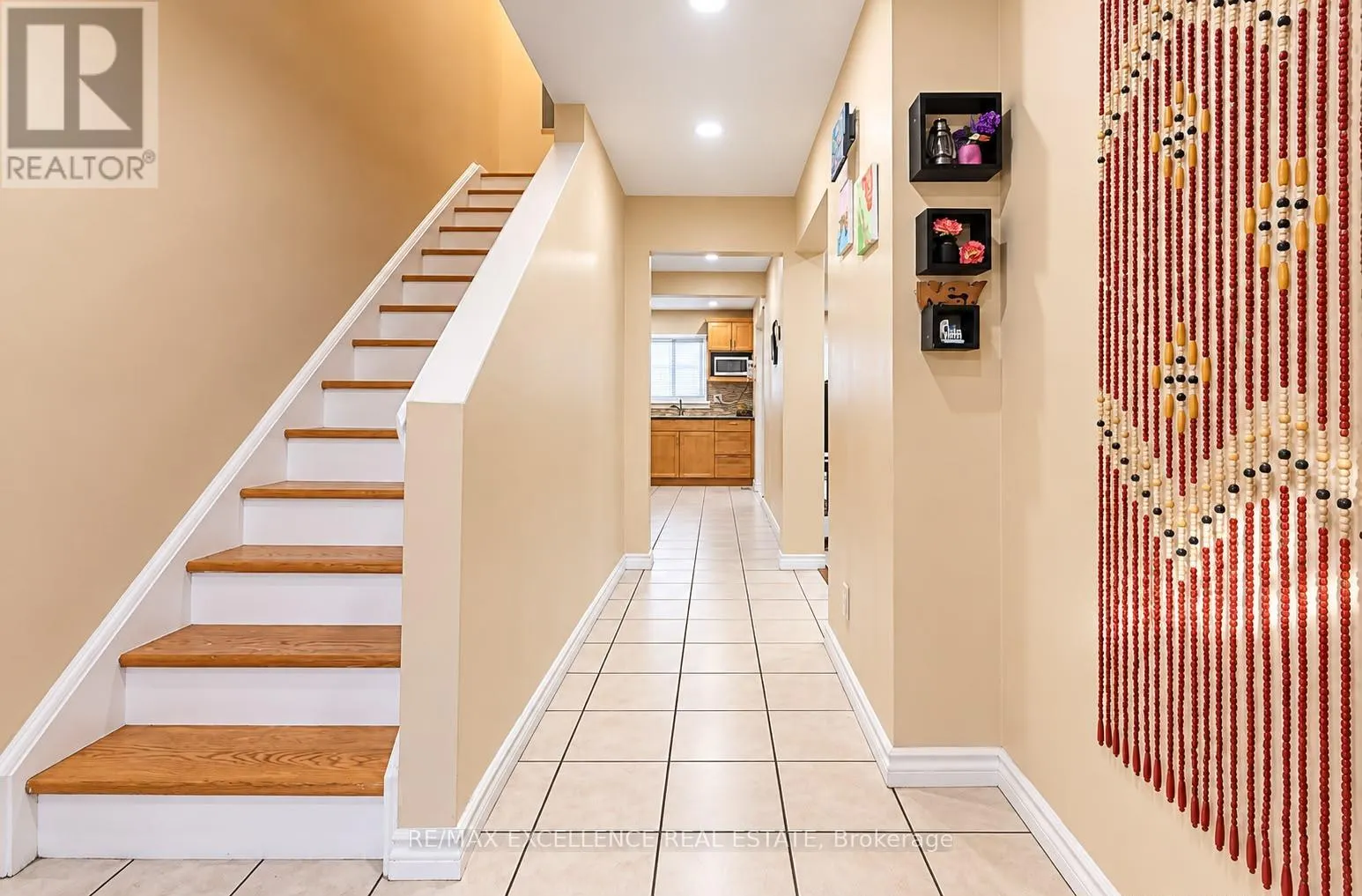 88 FLEETWOOD CRESCENT