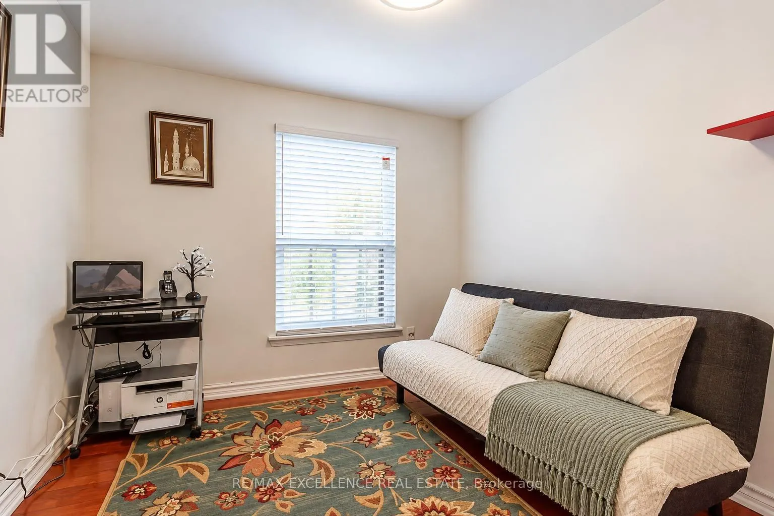 88 FLEETWOOD CRESCENT