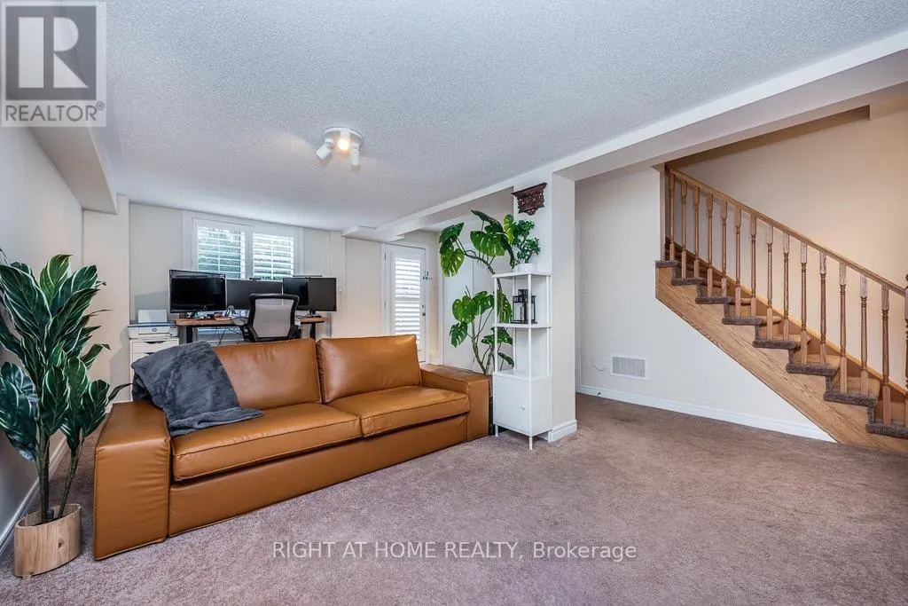 95 - 2280 BARONWOOD DRIVE S
