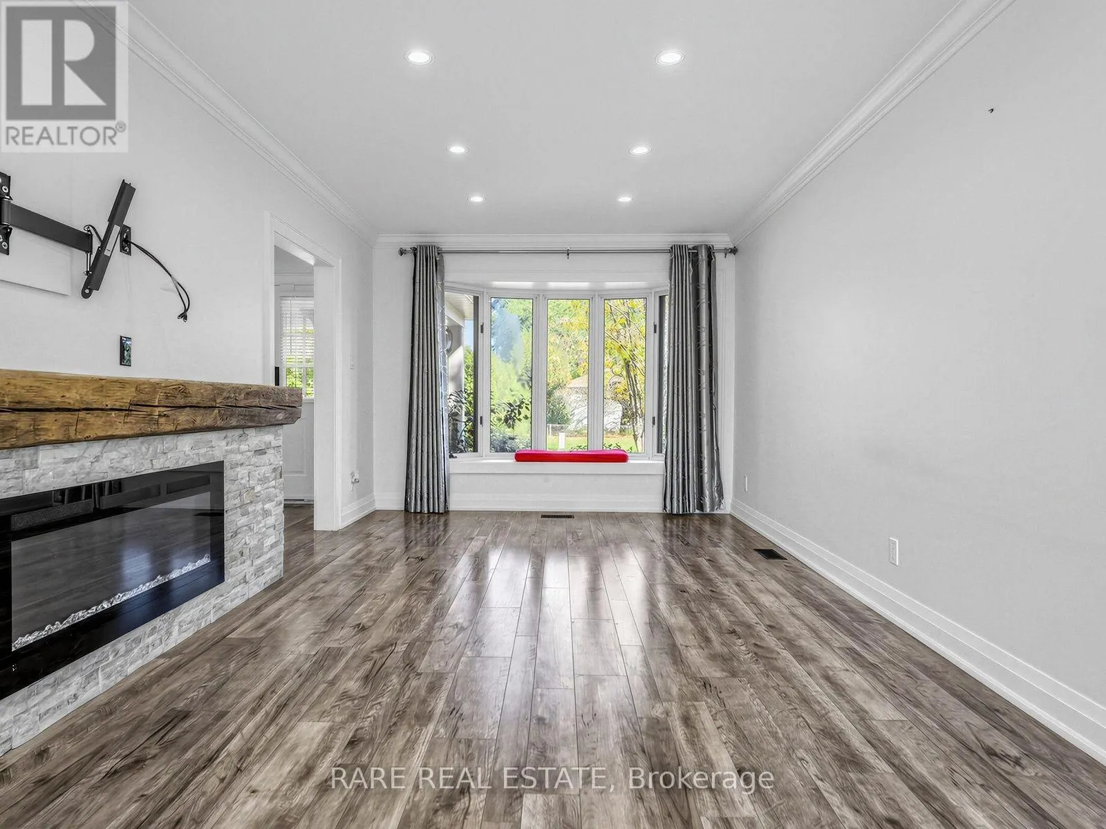 204 SANDBROOK ROAD