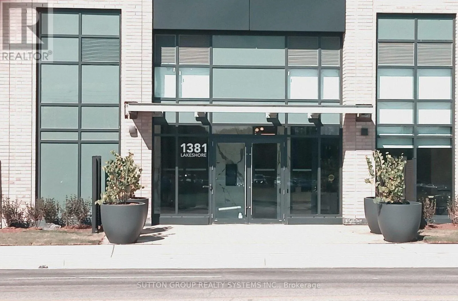 609 - 1381 LAKESHORE ROAD E
