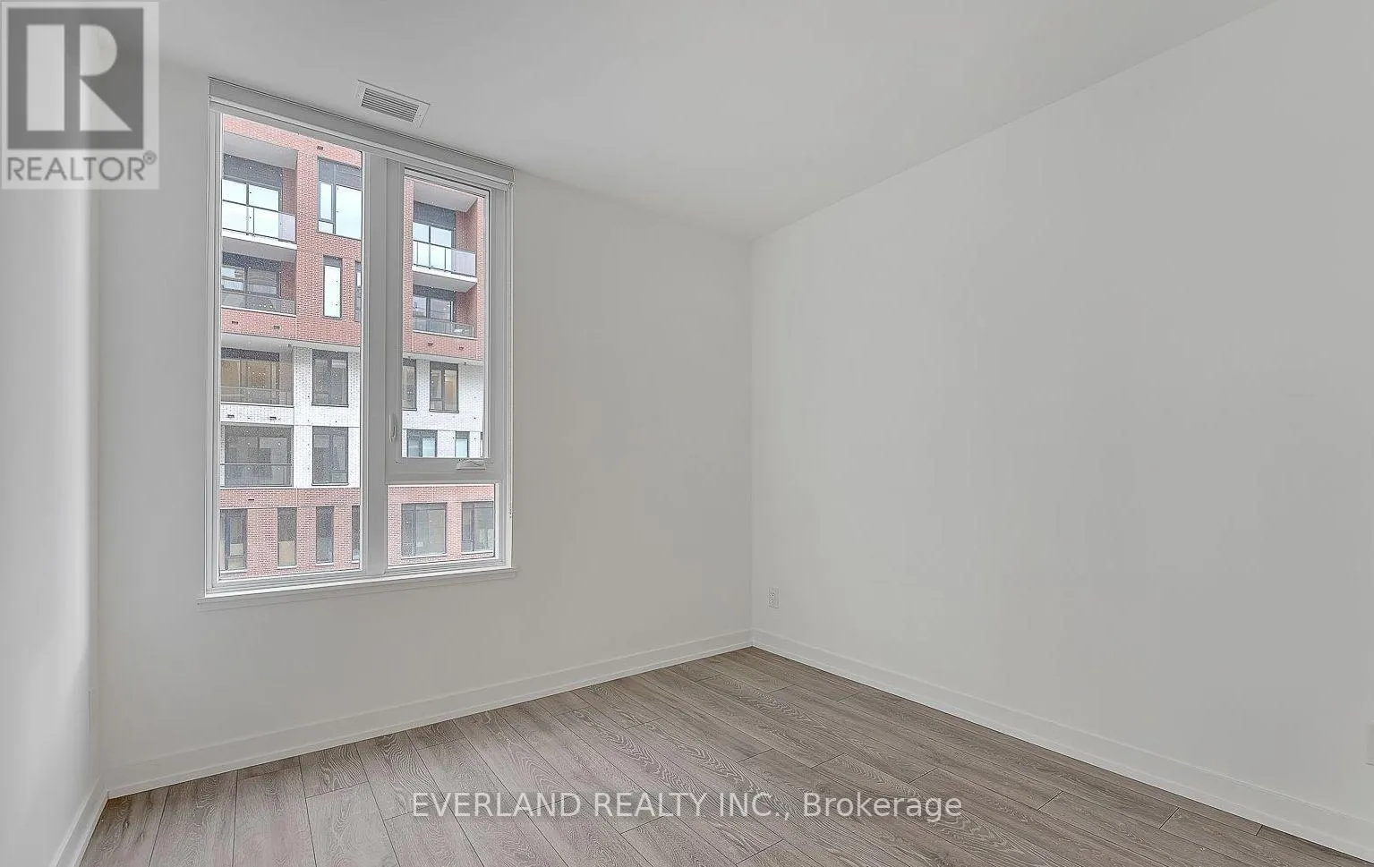 304 - 3100 KEELE STREET
